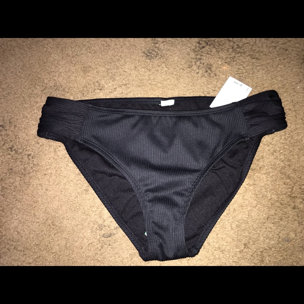 Bikini bottoms
